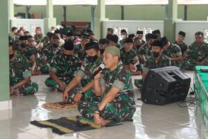 Sambut Pergantian Tahun, Danrem 162/WB Pimpin Doa Bersama