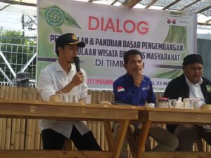 Mahasiswa KKN PAR IAIH NW Pancor Kolaborasi Dengan Karang Taruna Timbanuh Gelar Dialog