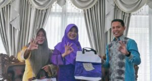 Bunda Niken Siap Sukseskan Gerakan Bersih – Bersih Rumah Kita