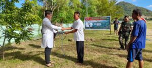 Dandim 1628/SB Serahkan Bantuan Hewan Qurban, Bentuk Menumbuhkan Kepedulian Sosial