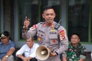 Pemangku Adat Hu’u Puji Totalitas Kapolres Dompu Atasi Konflik