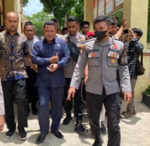 Korupsi Anggaran PKBM Ratusan Juta, Anggota DPRD Kabupaten Bima Digelandang Ke Rutan Polres Bima Kota