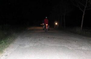 Gelap Gulita Tanpa Penerangan, Jalan Provinsi di Tambak Sari KSB Bak Kuburan