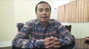 Kerahkan Belasan Tenaga Bersihkan TPS Kediri, DLH Lobar Perketat Pengawasan Mobilisasi Sampah