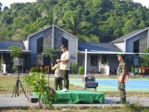 Fasilitas Lapangan Volly Dan Taman Bermain Anak Anak Di Kodim 1628/SB Rapung Dikerjakan