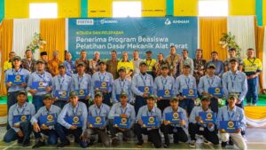 AMMAN Kembali Berikan Beasiswa Pelatihan Dasar Alat Berat Kepada Generasi Muda KSB