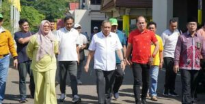 Ketua DPRD Kunjungi Bazar dan Pameran UMKM, Menyambut HUT Ke-64 Kabupaten Sumbawa