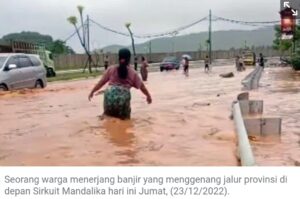 Luapan Air Depan Sirkuit Mandalika, Ini Penyebabnya