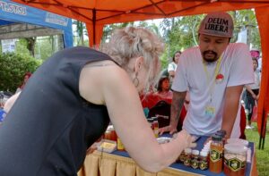 APMIKIMMDO Lobar Promosikan Produk UMKM Lokal di HUT ke-30 Hotel Jayakarta