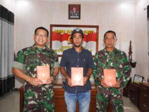 Kodim 1628/SB Salurkan 600 Al-Qur’an Untuk Masyarakat Dari Badan Wakaf Al-Qur’an KSB