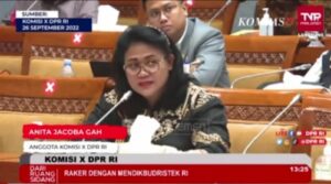 Menteri Nadiem Makarim Dicecar Anggota DPR RI, Dikritik Soal Tim Bayangan