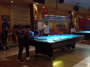 Masuk Semifinal, Tim Cabor Biliar Dompu Kalahkan Sumbawa dengan Skor 5-4