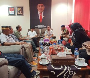 Audiensi Dewan Pendidikan Sumbawa , Ketua DPRD Abdul Rafiq Siap Bangun Sinergi