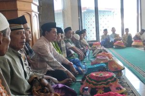 Hadiri Sedekah Orong Tarusa, Ketua DPRD Abdul Rafiq Apresiasi Warga Jaga Tradisi Leluhur