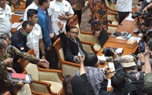 Mahfud Bongkar Transaksi Rp349 T, DPR “Gerah”, Respon Trimedya Panjaitan