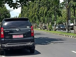 Ramai Mobil Dinas Datangi Inspektorat Kota Mataram di Hari Libur, Ada Apa yah?