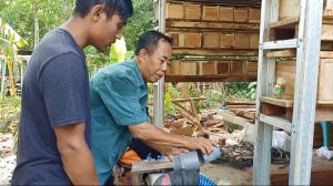 Kisah Munajah, Warga Lombok Barat Berjuang Untuk Distribusikan Air Bersih Dari Kaki Gunung ke Masyarakat