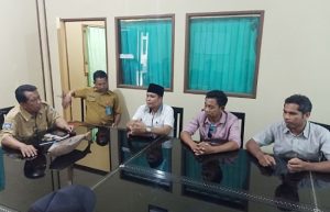 Perindag Lobar Akui, Bangunan Lapak di Pantai Duduk Atas Permintaan Pemdes dan Status Tanah Milik Negara