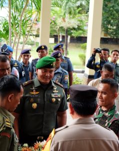 Danrem 162/WB Pimpin TNI Tiga Matra Datangi Mapolda NTB
