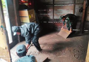 Kodim 1607/Sumbawa Sigap Bantu Warga Korban Banjir
