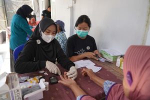 RSUD Provinsi NTB Laksanakan Bakti Sosial Pemeriksaan Kesehatan Gratis di Batukliang