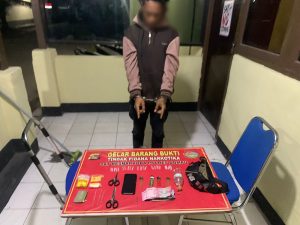 Kantongi Puluhan Poket Sabu, Pria Asal Dompu Dibekuk Polisi di Rumah Warga