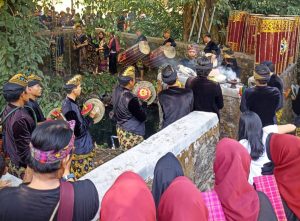 Warisan Budaya Sasak Yang Unik, Ritual Besoq Gong Ditampilkan di Festival Bonjeruk