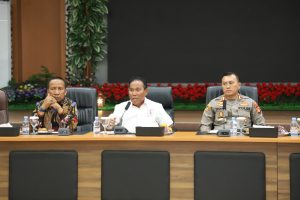 Imigrasi Sumbawa dan Pemda KSB Gelar Rakor Sikapi Persoalan Tenaga Kerja Asing di PT AMMAN