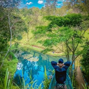 Telaga Biru Perian : Sebuah Surga Tersembunyi Hanya 3 Km dari Tete Batu