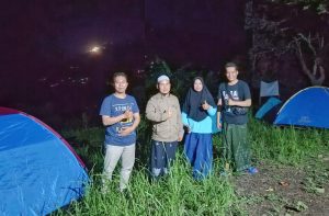 Suguhkan View Cantik, Camping Ground di Gunung Re Desa Bengkaung Bak Menginap di Sembalun