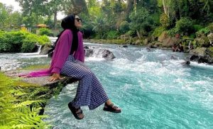 Magis, Destinasi Wisata Sesaot Lombok Punya Air Terjun dan Sungai Biru