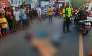 Diduga Disenggol Truck, Penumpang Sepeda Motor di Lombok Tewas Ditempat, Polisi Olah TKP