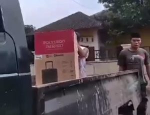 Kades di Lombok Minta Warga Kembalikan Warles Karena Gagal di Pileg