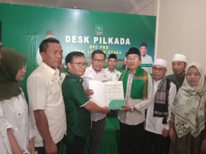 Masyarakat Lombok Utara, Kawal Balon Bupati TGH Muchsin Serahkan Formulir ke DPC PKB