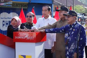 Presiden Jokowi Resmikan Lima Ruas Jalan di NTB Yang Habiskan Anggaran Rp211 M