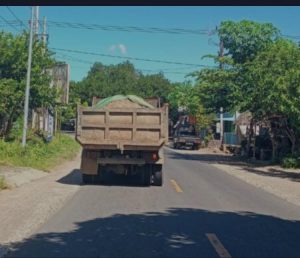 Bak Terbuka Tak Patuhi Aturan Resahkan Pengguna Jalan