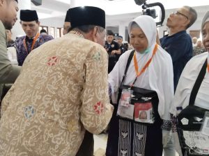 Bupati Djohan Lepas 94 Calon Jamaah Haji Asal Lombok Utara, ini pesannya