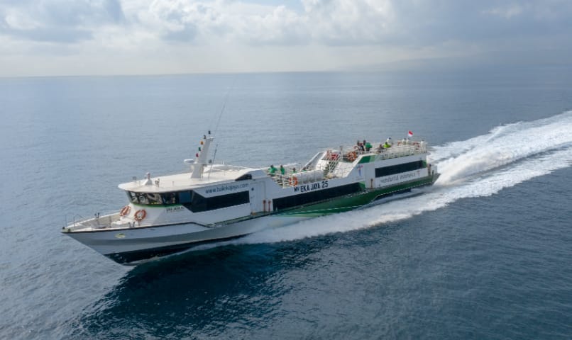 Kapal Penumpang Ekajaya Fast Ferry Buka Rute Baru Bangsal – Serangan Bali