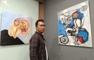 Lukisan Penuh Makna dan Pesan Mendalam Dipamerkan di Hotel Ayom Suite Mataram
