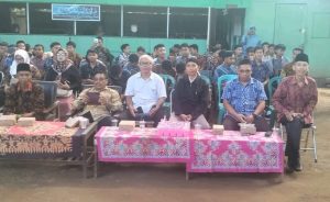 Hadiri Perpisahan SMP 3 Bentek dan PAUD Harapan Bangsa, Kades Bentek : Pendidikan Sangat Penting Untuk Masa Depan Anak