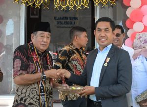 Bertepatan dengan Hari Jadi ke-56, Kantor Desa Jenggala Lombok Utara Diresmikan