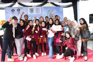 Kreatif! Lomba Senam “Nyesel Ku Merarik Kodeq” Meriahkan HUT ke-16 Lombok Utara