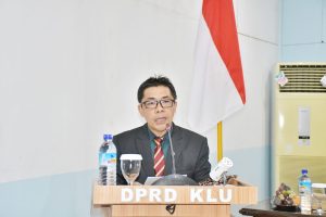 Sekda KLU Sampaikan Jawaban Dari Pandangan Umum Fraksi Terhadap Raperda Perubahan APBD 2024