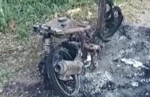 Motor Tanpa Pemilik Terbakar di Tengah Jalan di Kecamatan Gangga KLU