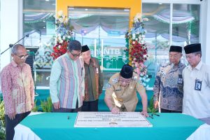 Bupati Lombok Utara Resmikan KCP Pemenang Bank NTB Syariah