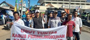 Gedor Kantor Inspektorat, Warga Labuhan Lalar KSB Bawa Bukti Baru Kasus Perselingkuhan Kadesnya