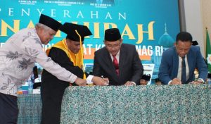 PJ Bupati Lombok Barat Serahkan Hibah Lahan Untuk Pembangunan Kampus 3 UIN