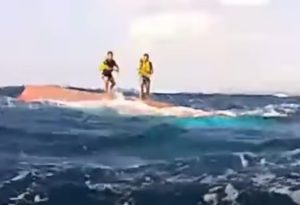 Kapal Bawa Sembako Tenggelam di Perairan Gili Meno Lombok Utara