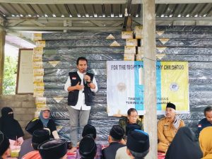 Yayasan EF Serahkan Bantuan Kepada Panti Asuhan Baiturrahman NW Pawang Karya di KLU