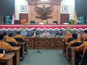 Dikbud NTB dan Kemenag Saling Lempar Tanggung Jawab Gaji 13 dan THR, Guru PAI Adukan Ke Dewan